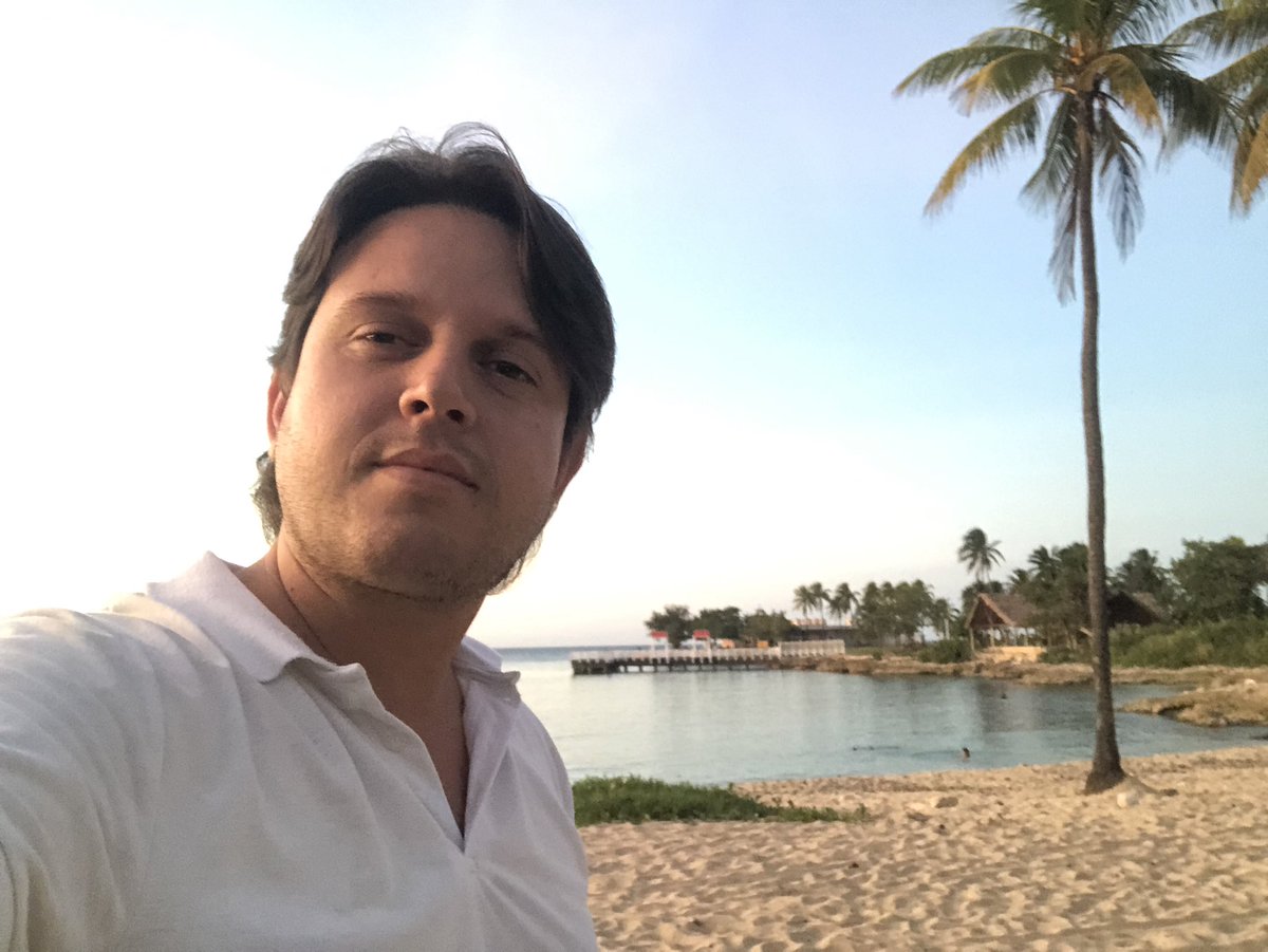 Que fuera de este país, sin su mar...
#cuba