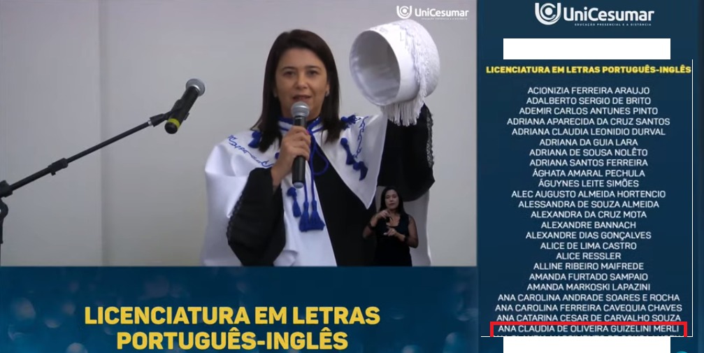 renatomerli's tweet photo. Parabéns à minha amada esposa, que hoje colou grau pela terceira vez. Agora Licenciada em Letras-Inglês. Um sonho que realizou a pouco. Tenho muito orgulho de você! Da pessoa comprometida com a aprendizagem dos alunos e que ama o que faz. Te admiro demais pela sua garra! https://t.co/x4ri96wY5h