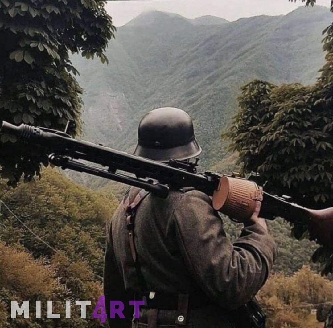 Elveda uzak dağlar arkasında, Ey benim şarkımı söyleyen çocuk.