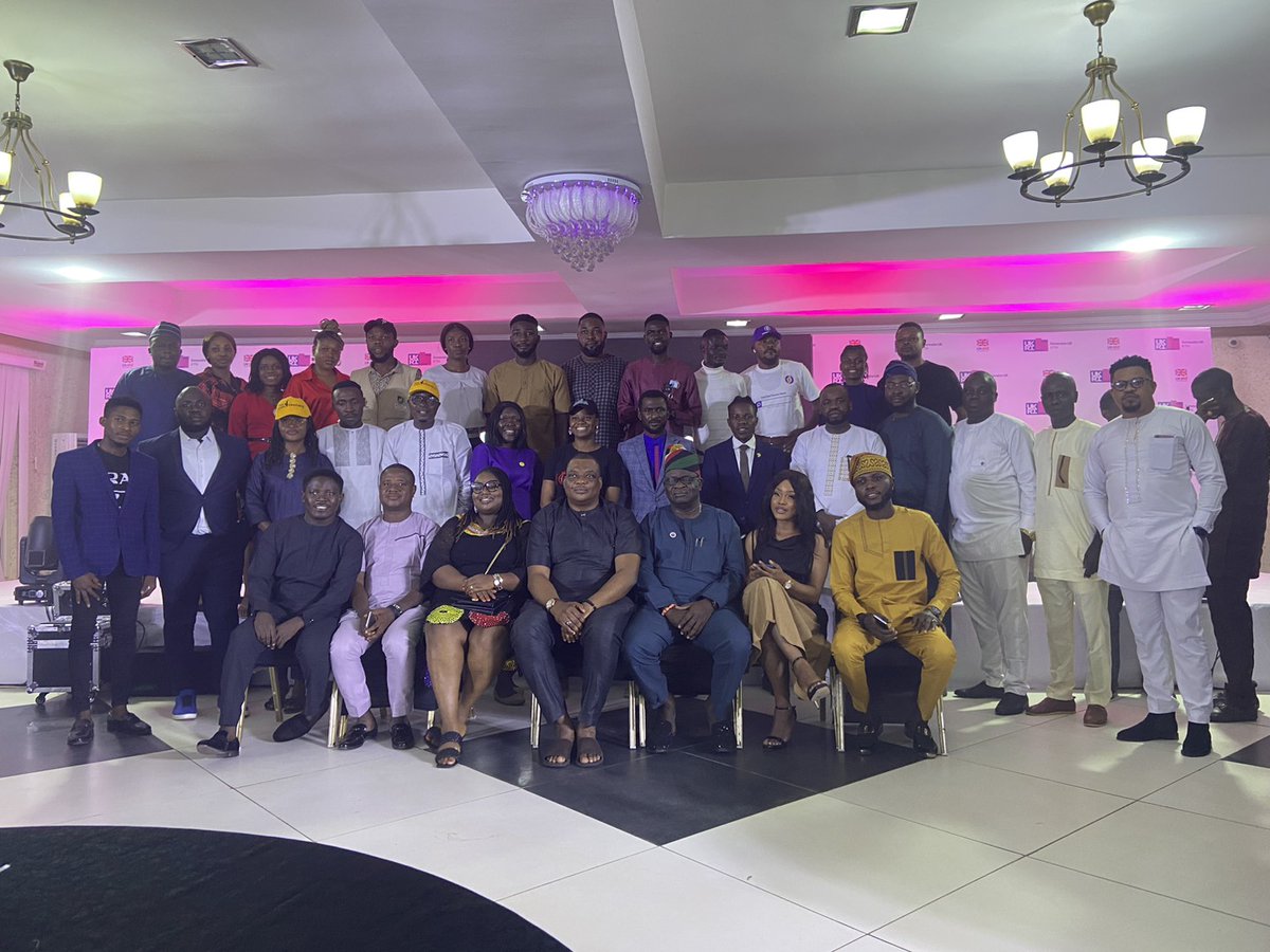 IUK_Global's tweet photo. A huge thank you to our hosts today in #Ekiti @ConvergenceNG and our young innovators. What a fantastic event. We rounded the day off with a #LocalInnovationNetwork #BusinessMixer!
#UKAid @FCDOGovUK @joshuaadetayo1 #GlobalAllianceAfrica https://t.co/MiRVtwbPO1