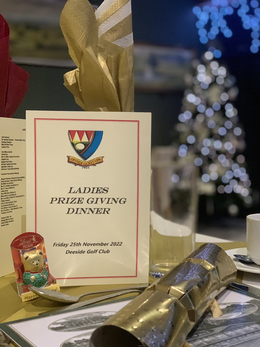 efb615's tweet photo. It’s starting to feel a lot like Christmas…..lovely evening @DeesideGolfClub for the ladies’ prizegiving dinner. Congratulations to all the prize winners 👏👏🏆🏌️‍♀️⛳️ https://t.co/OE6MRaDREa