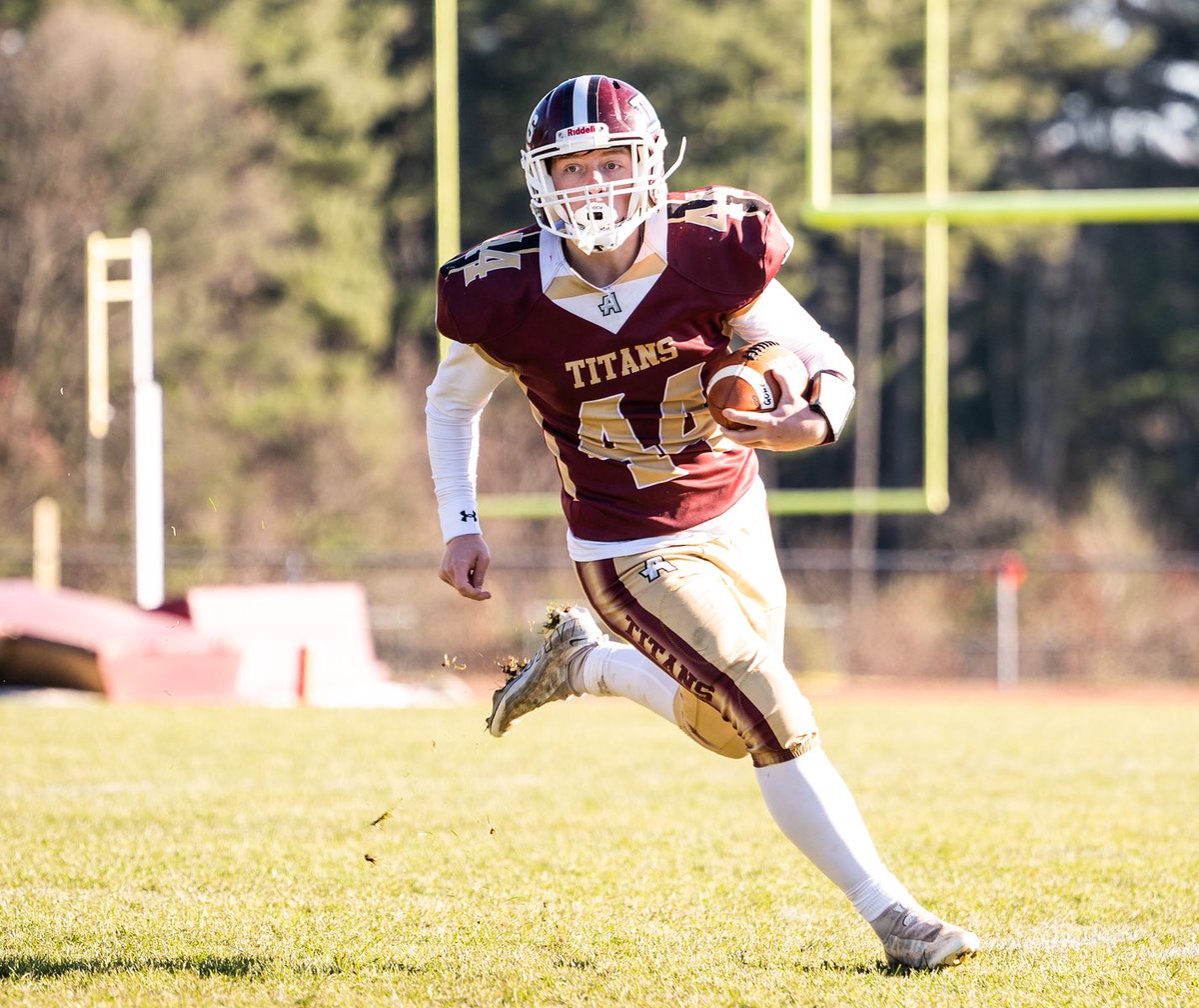 Algonquin Titan Football tweet media