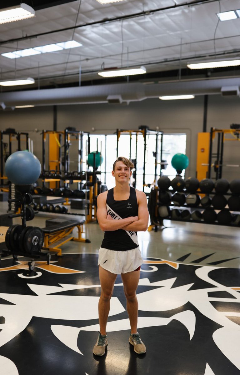 wolfe_emery's tweet photo. Blessed and honored to announce that I will be furthering my academic and athletic career at Fort Hays State University #gotigers https://t.co/r8gbJX82Tz