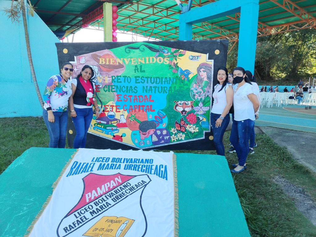 pampanred9's tweet photo. Hoy compartimos nuestro Encuentro Estadal del eje capital del reto de ciencias naturales recibimos a los Municipios Pampanito, Trujillo y la parroquia Santa Ana en el Liceo Rafael María Urrecheaga! 🧬⚗️🔬🧫 https://t.co/z2v9iQJu7B