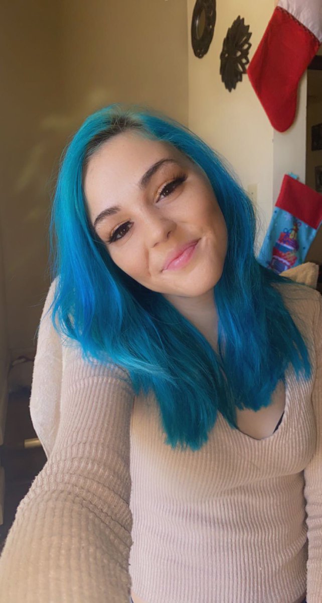 leeleeb6996's tweet photo. Get you a ME, my different styles is like having a new woman every week 😉🫶🏼 What should my next color be?? #needadaddy #SugarBabyTwitter https://t.co/T2AZAtpRg6