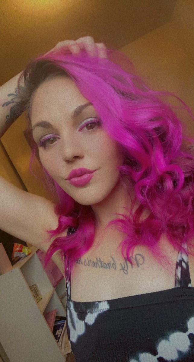 leeleeb6996's tweet photo. Get you a ME, my different styles is like having a new woman every week 😉🫶🏼 What should my next color be?? #needadaddy #SugarBabyTwitter https://t.co/T2AZAtpRg6