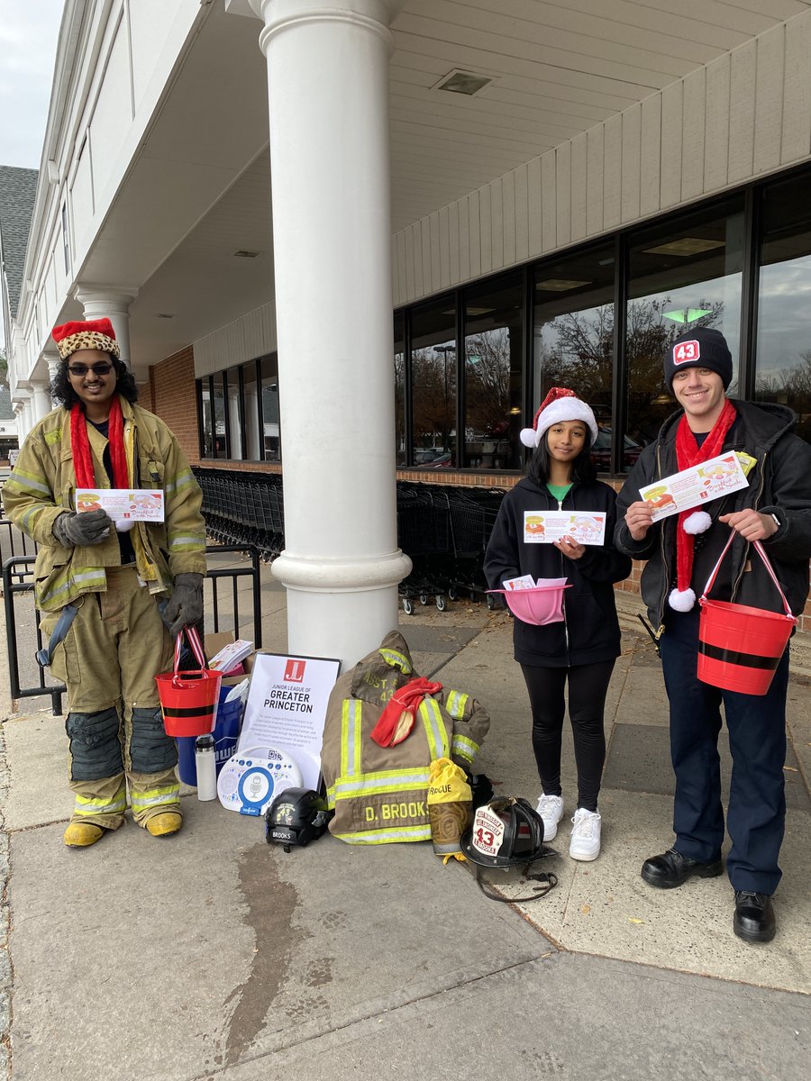 WWVFC's tweet photo. Save the date! West Windsor Volunteer Fire Co. #1 is hosting its annual Breakfast with Santa, Sunday, December 4th, 8:30AM to 1PM, at 153 South Mill Rd., West Windsor, NJ 08550. More info at https://t.co/EqDbxGBVD6 https://t.co/JXcFwZQK0L