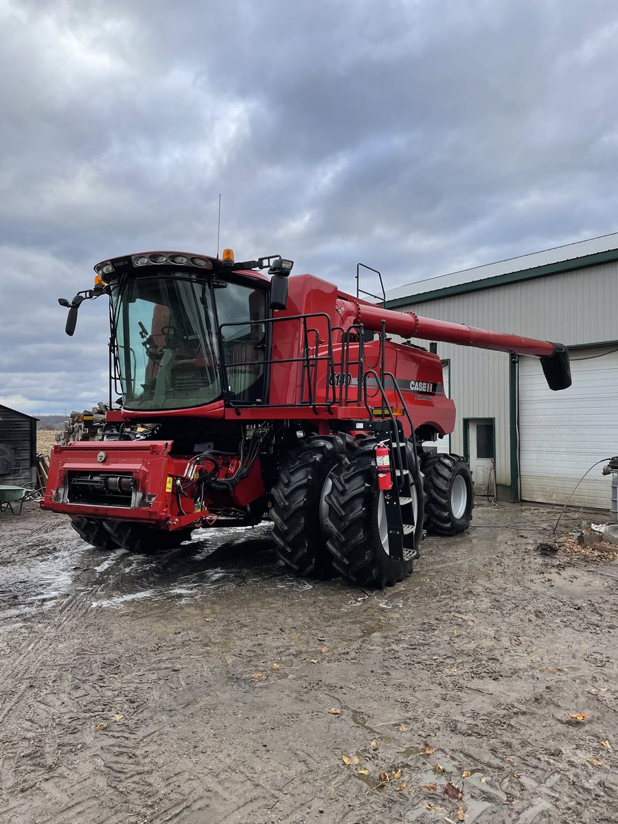 broekfarms's tweet photo. #andyclean ? Not really but most of the grime is off and smell nice too!!! https://t.co/zsLpKj178R
