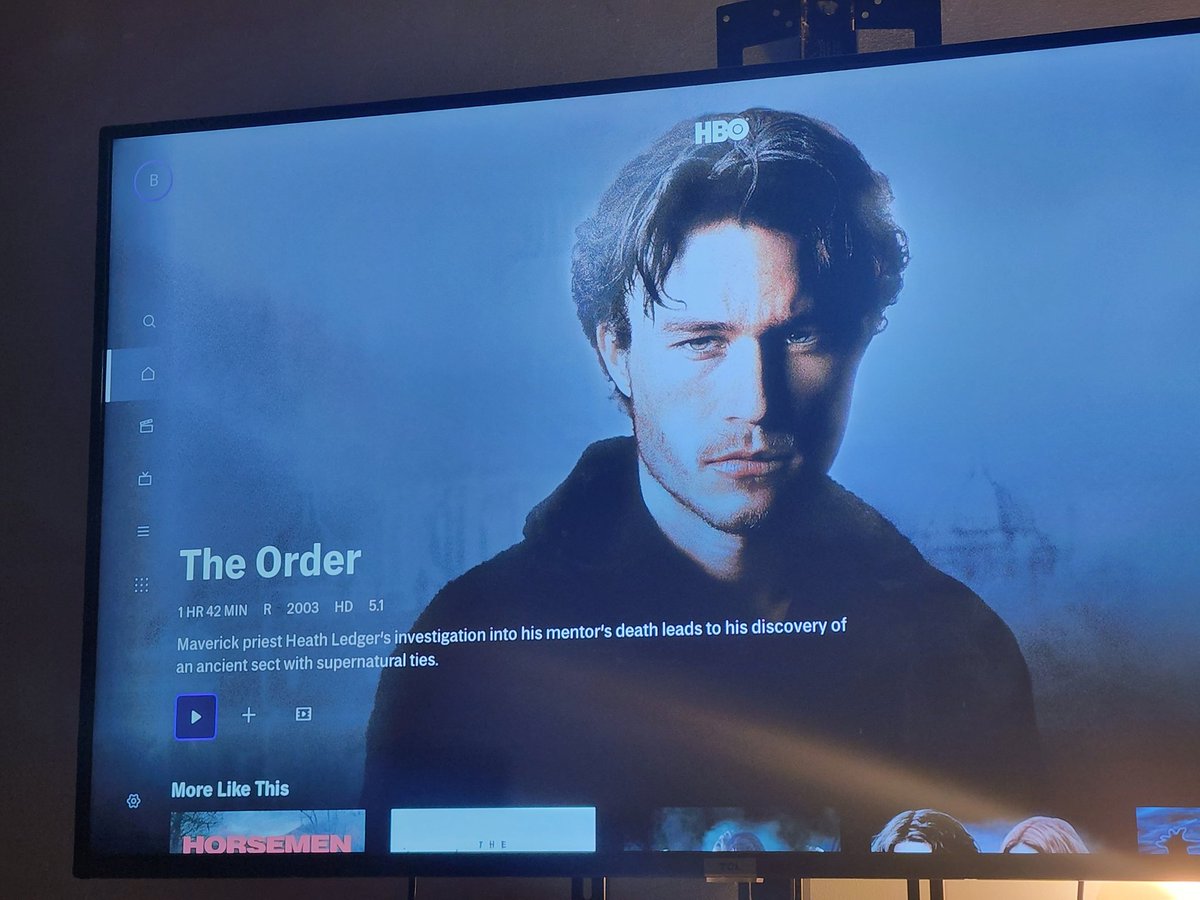 lovelybridget99's tweet image. Can we have a @clamshellcase reunion and do this movie?!?! It has a 10% on RT, and as you can see Prime claims it's a doc!!!! 😃