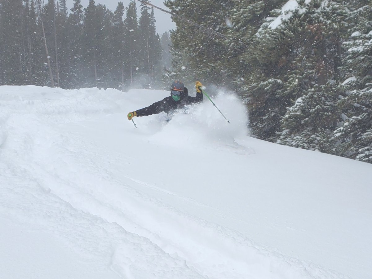 Snowy Range Ski Area tweet media