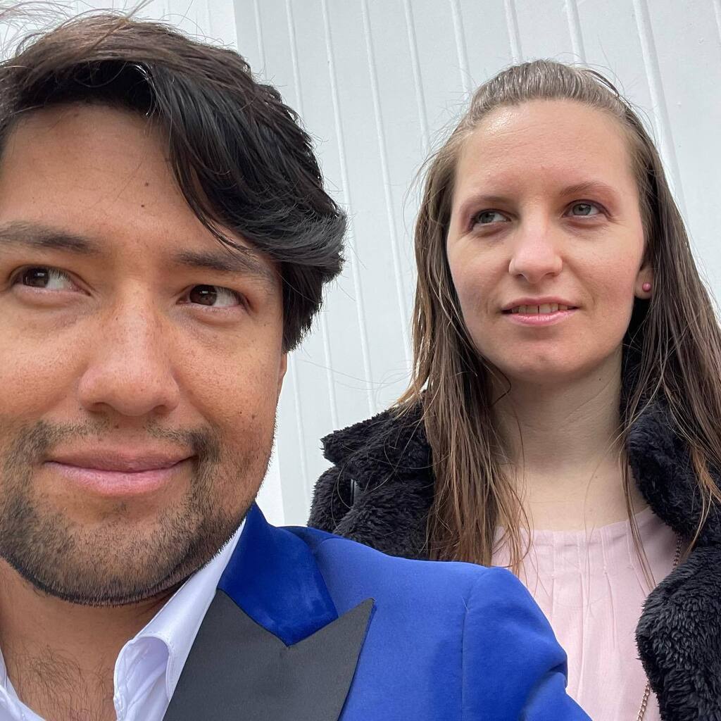 Here to peacock at your wedding. instagr.am/p/ClZ1dUjBls7/