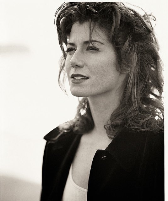 Happy Birthday to Amy Grant . 