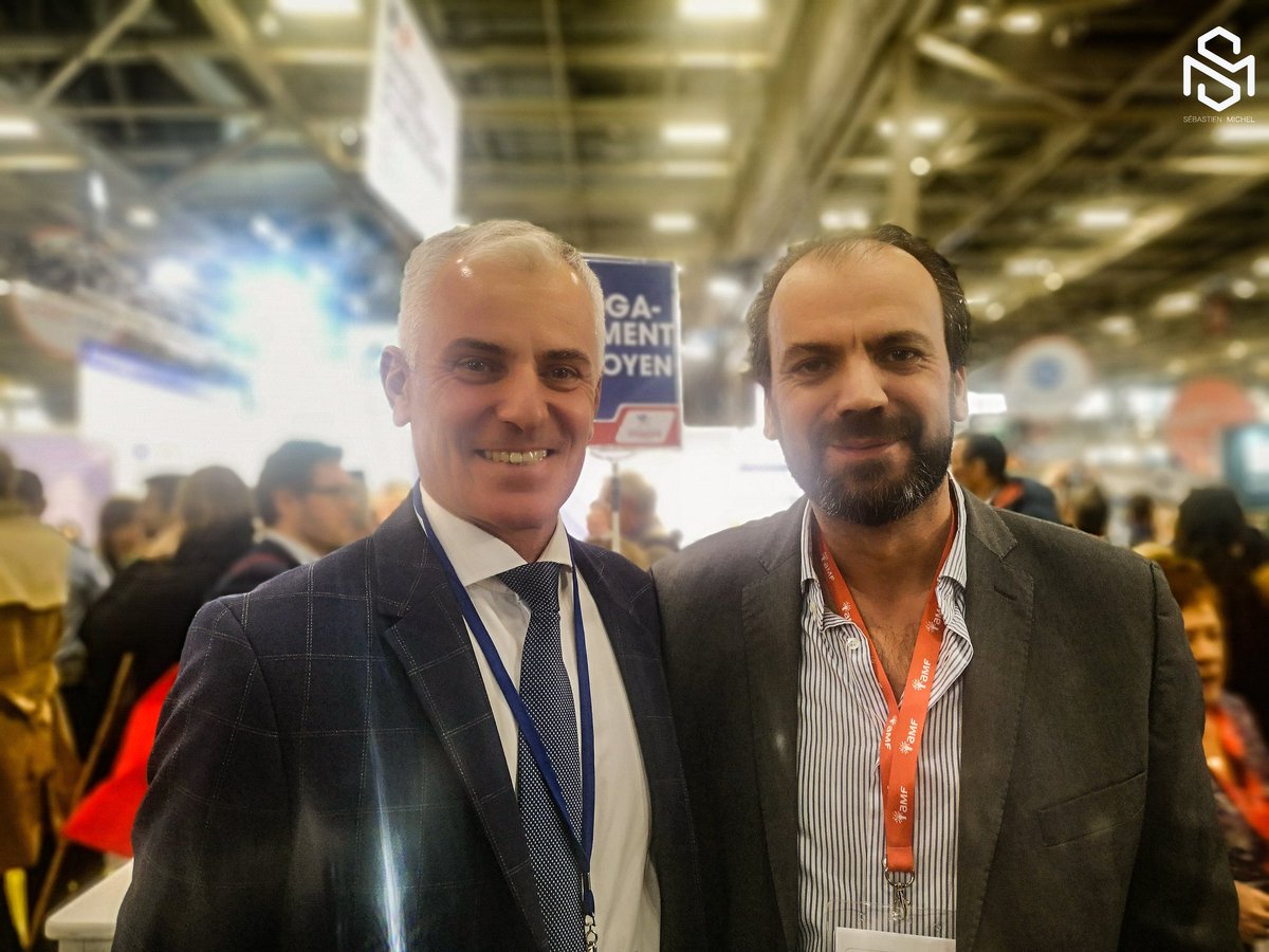 seb_michel's tweet photo. Visite du stand de la #FNSPF lors du @salondesmaires pour féliciter l’engagement des @PompiersFR. Quel plaisir de retrouver mon ami @AllioneFNSPF un homme de valeurs, de convictions et de cœur. https://t.co/TWWQOvF9CS