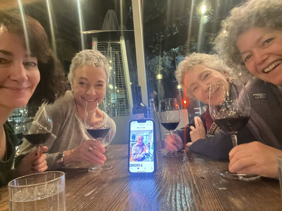 Leslie Hurtig tweet media