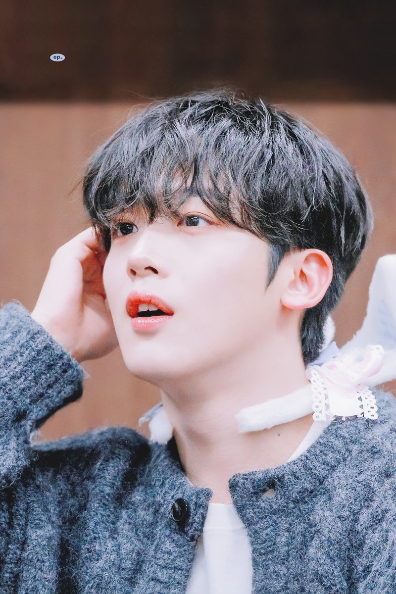 221118 #김요한 #WEi