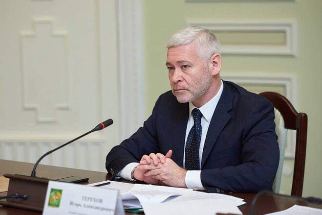 UKRINFORM's tweet photo. Терехов заявив, що попри штраф продовжить спілкуватися з харків'янами російською
https://t.co/38x4OrjvCN https://t.co/ZVfypIXI4L