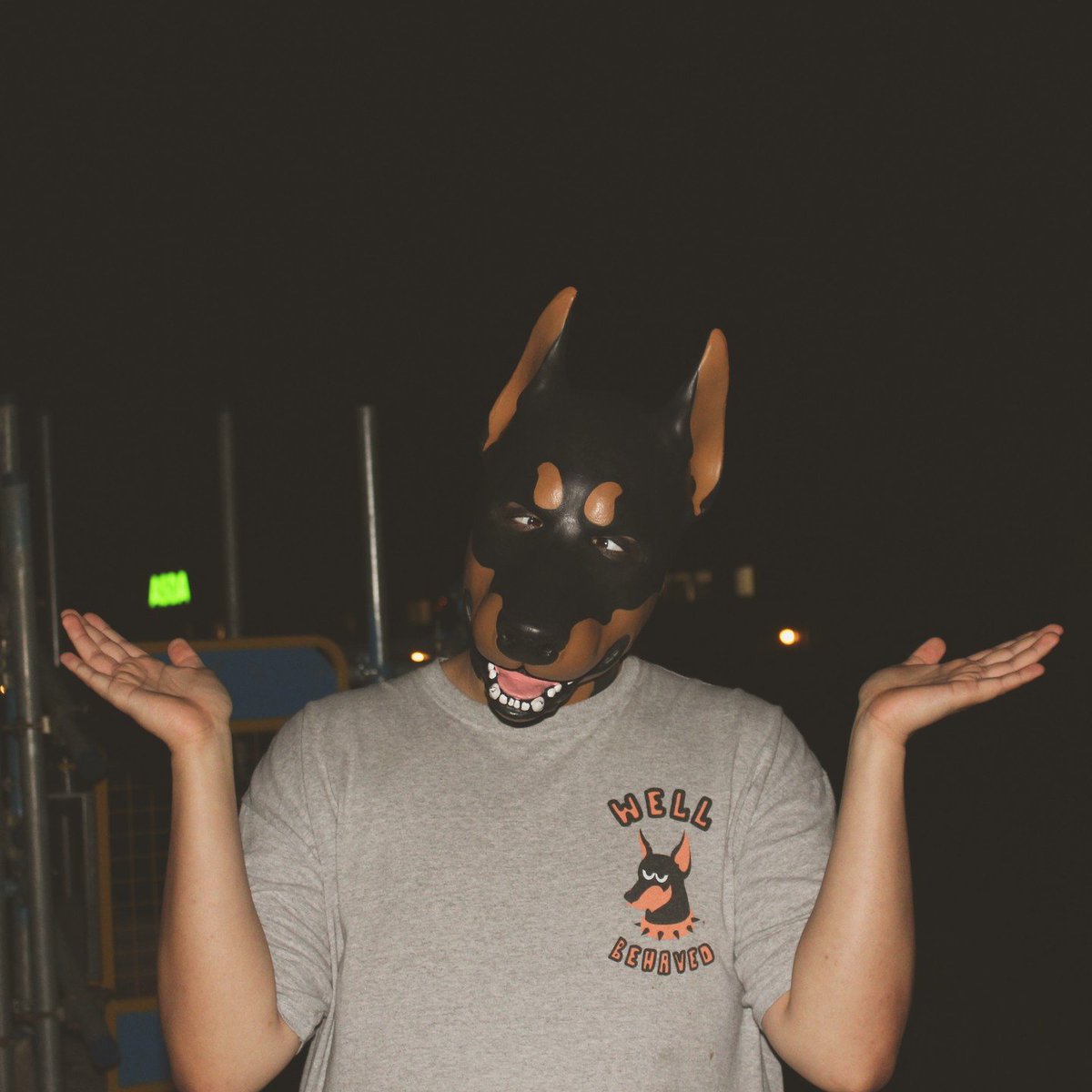 instagram.com/p/ClacGQHKeY5/

📸: <a href="/WannaBeMyAgent/">Wanna Be My Agent?</a> 

#shoegaze #photography #doberman #artist #stratocaster #guitar #photoshoot #shoegazing #dreampop #90saesthetic