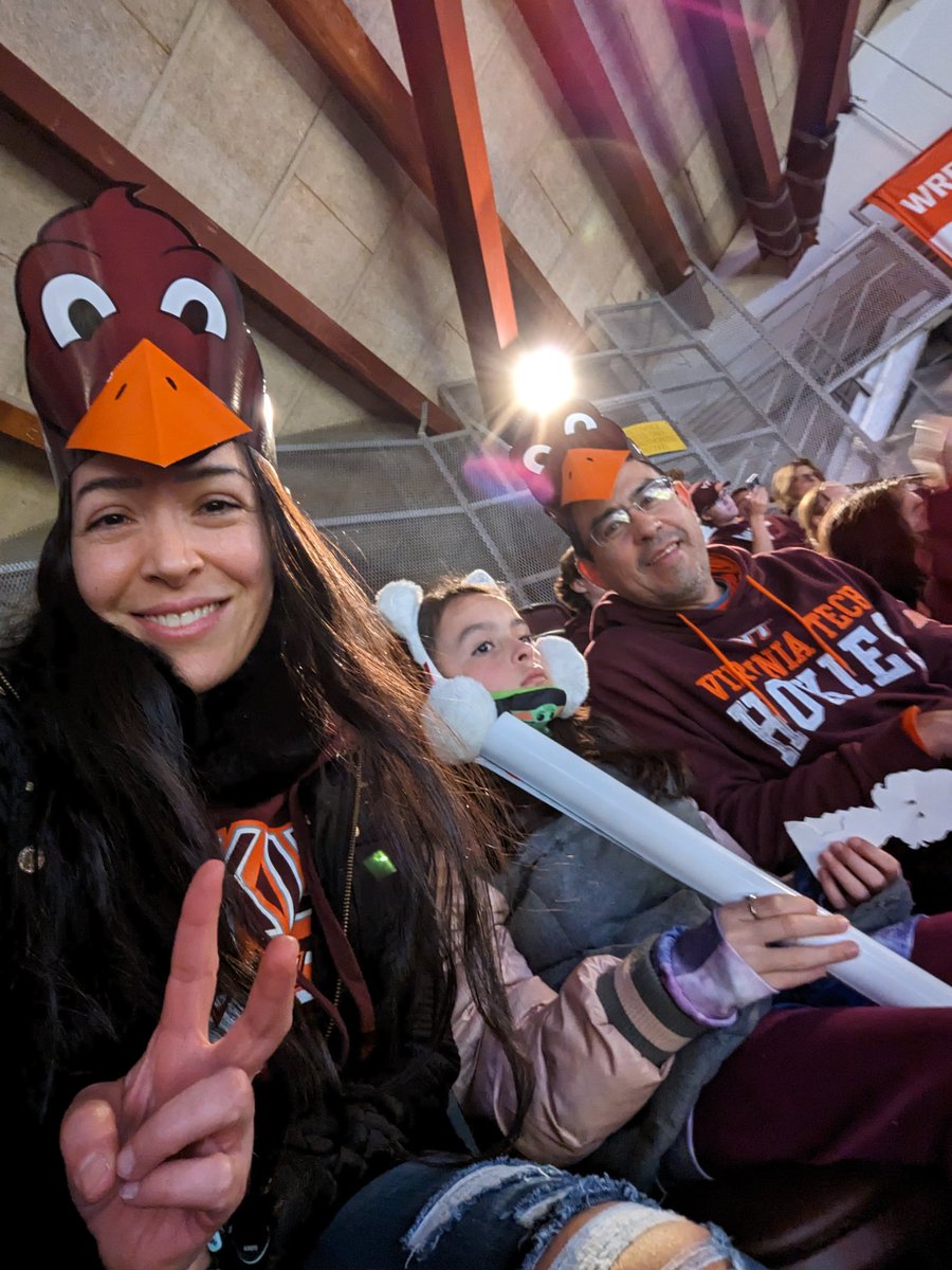 abccecilia05's tweet photo. Go Hokies! 🦃🧡⛹🏼🏀 #basketball #hokies #gohokies #googlepixel7pro #googlepixel #googlepixel_us #madebygoogle #blacksburg #virginiatech https://t.co/BCJvQNEN4T