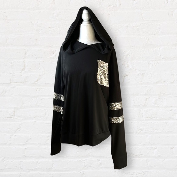 CimarronsCloset's tweet photo. So good I had to share! Check out all the items I'm loving on @Poshmarkapp from @missaldrich #poshmark #fashion #style #shopmycloset #eci #12pmbymonami #stjohnsbay: https://t.co/d2Y9mmU6Yx https://t.co/Zd3jGfJIt2