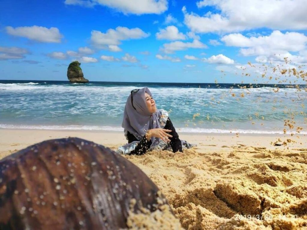 khosimbwi's tweet photo. #BlitarBumiPenataran
#TppJatim
#PendampingDesa
#Sempu
@jokowi
@halimiskandarnu
@arifwijaksan4
@hariskunaifi
@AdzaniEndy
@hani_febri86
@casan_excalazor https://t.co/7ZC6nQadZr