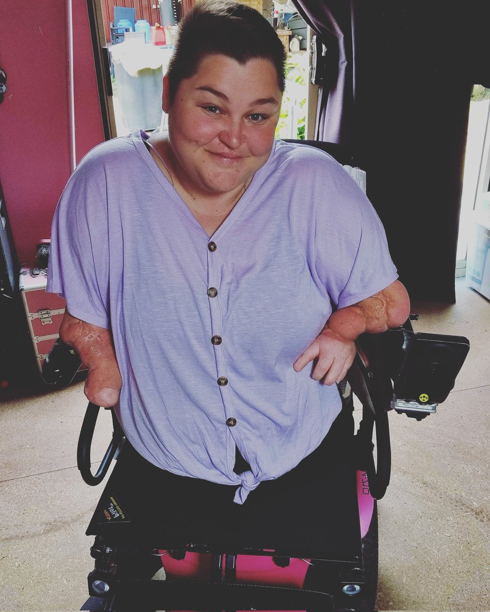 Legless_Jess tweet picture
