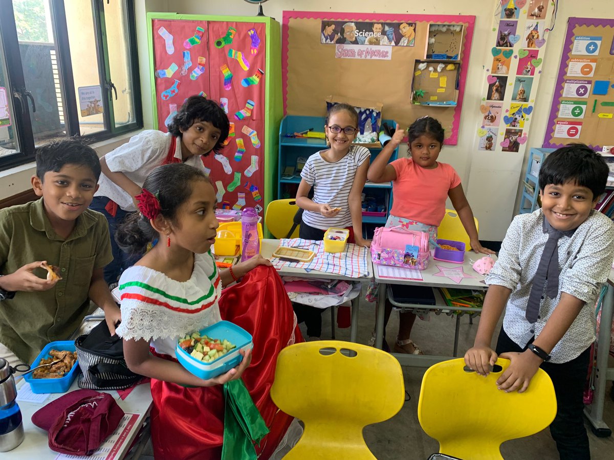 4D enjoying tasting Italian food
for their experience lesson <a href="/jsyear4/">BSC_JSYear4</a> <a href="/BSC_Principal/">BSC Principal</a> <a href="/BSC_JSHead/">BSC Junior Head</a> <a href="/BSColomboLK/">British Sch Colombo</a>