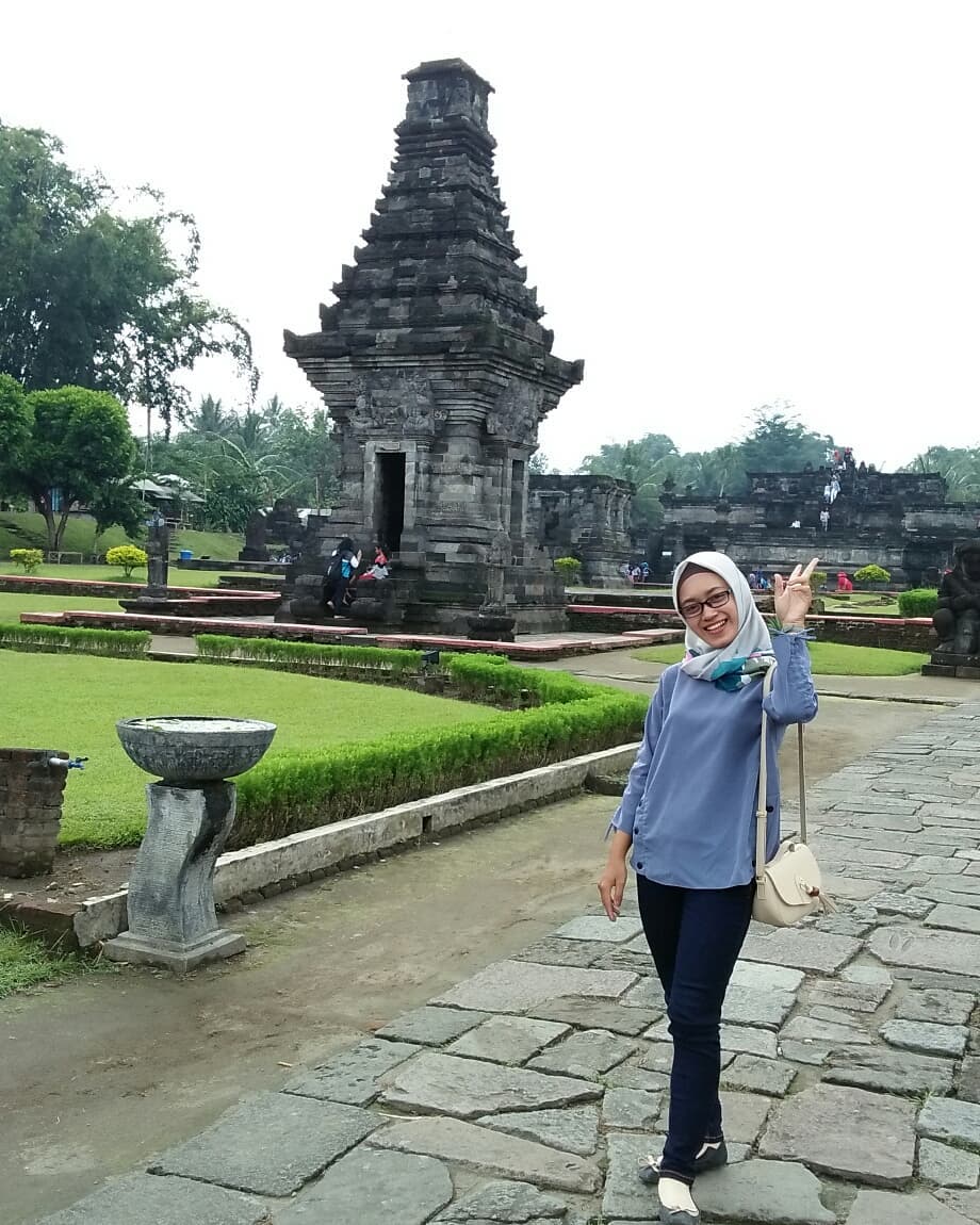 khosimbwi's tweet photo. Lestarikan adat Budaya Bangsa
#BlitarBumiPenataran
#TppJatim
#PendampingDesa
#Sempu
@jokowi
@halimiskandarnu
@arifwijaksan4
@hariskunaifi
@AdzaniEndy
@hani_febri86
@casan_excalazor https://t.co/a71xN8sUiu