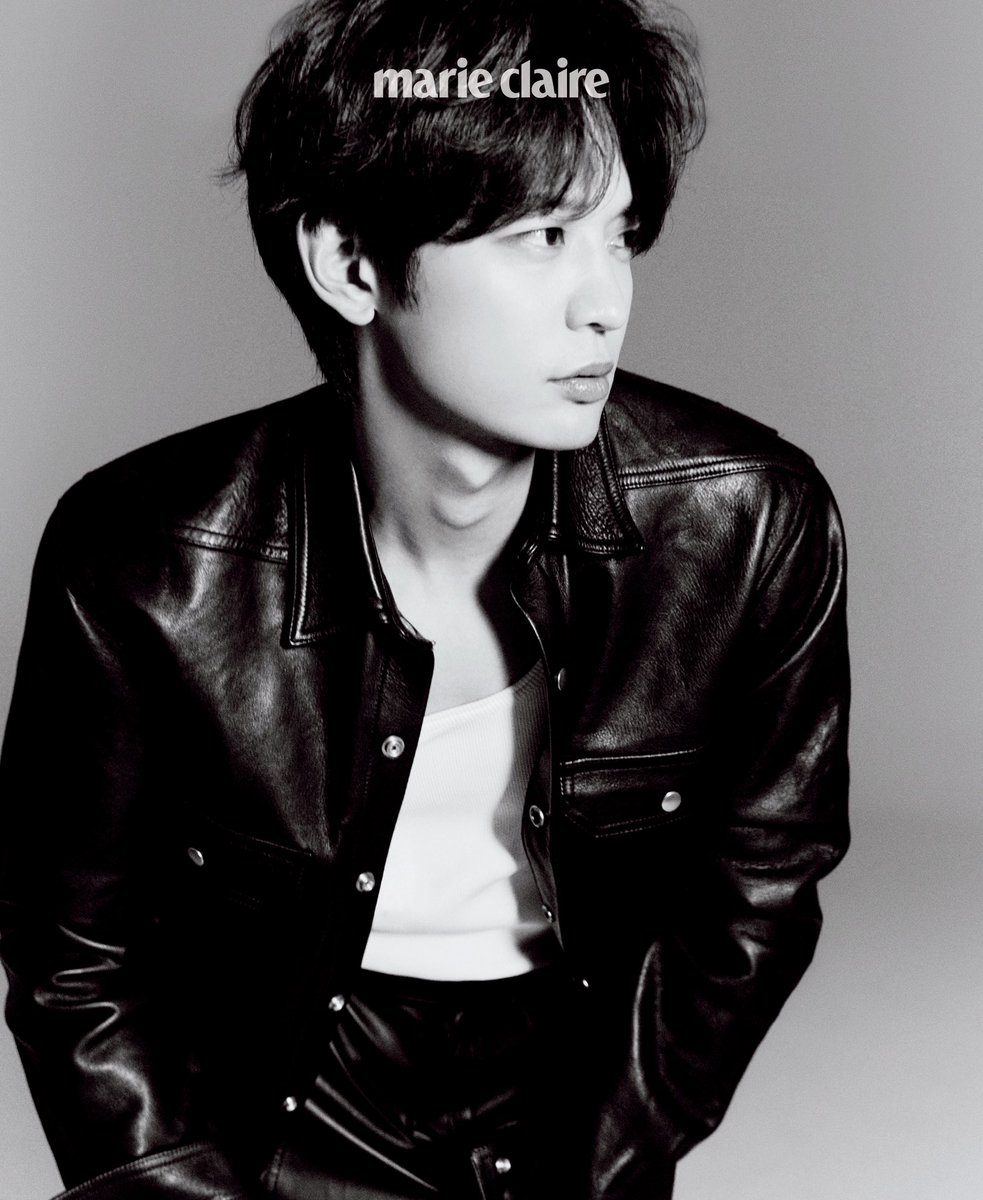 dramaskfan's tweet photo. #MINHO para Marie Claire - edição de Dezembro/22.
#ChoiMinHo #최민호 #TheFabulous #YumisCells #LovestruckInTheCity #TheMostBeautifulGoodbye #Somehow18 #Hwarang #BecauseItsTheFirstTime #MedicalTopTeam #ToTheBeautifulYou #SalamanderGuruAndTheGang #NewNormal #kdrama #kmovie #SHINee https://t.co/YqzP8DMEX5