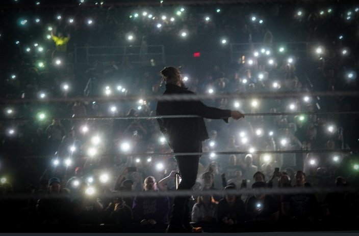 CrispyWrestlin's tweet image. This pic of Bray Wyatt is incredible!! #SmackDown