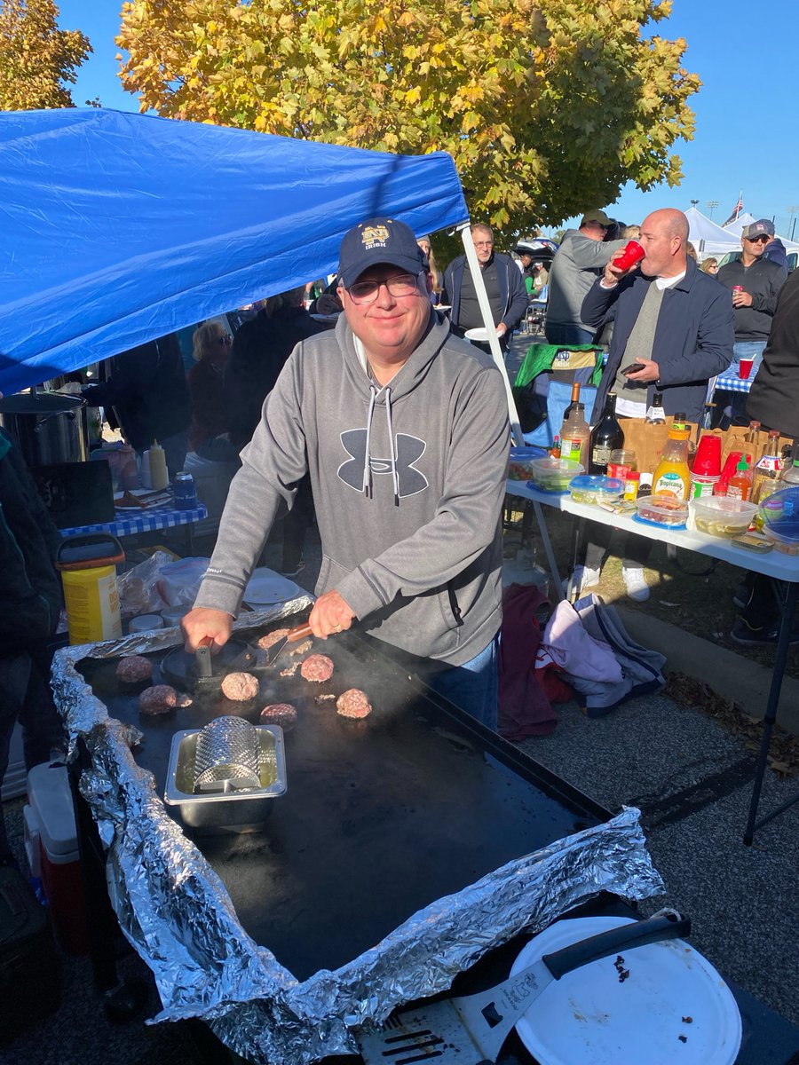 As we gear up for another Saturday supporting the Irish, here's a throwback to our company tailgate at @Notredame stadium ☘️⁣
⁣
What teams are you rooting for today?⁣