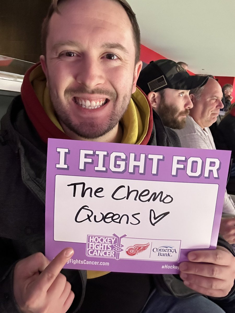 I fight for @lexalamode <a href="/Lindseyrk22/">Lindsey Kendrick</a> and the rest of the Queens 💚

#LGRW #RedWings #HockeyFightsCancer