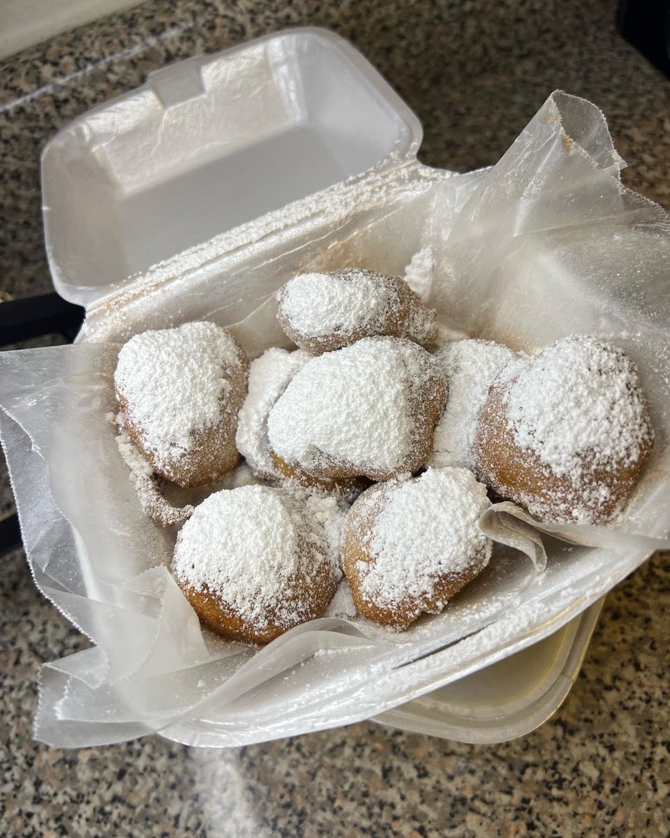 FriedIt3's tweet photo. We appreciate all orders placed today! We close at 9, so there’s still time to place your order! We will be open tomorrow from 1 pm til 6 pm! 

📲(325)268-7874
📧Frieditco@gmail.com

#shsu #shsu23 #shsu22 #shsu25 #shsupply #samhoustonstateuniversity #huntsvilletx #friedit #yummy https://t.co/Tch8bqe55E