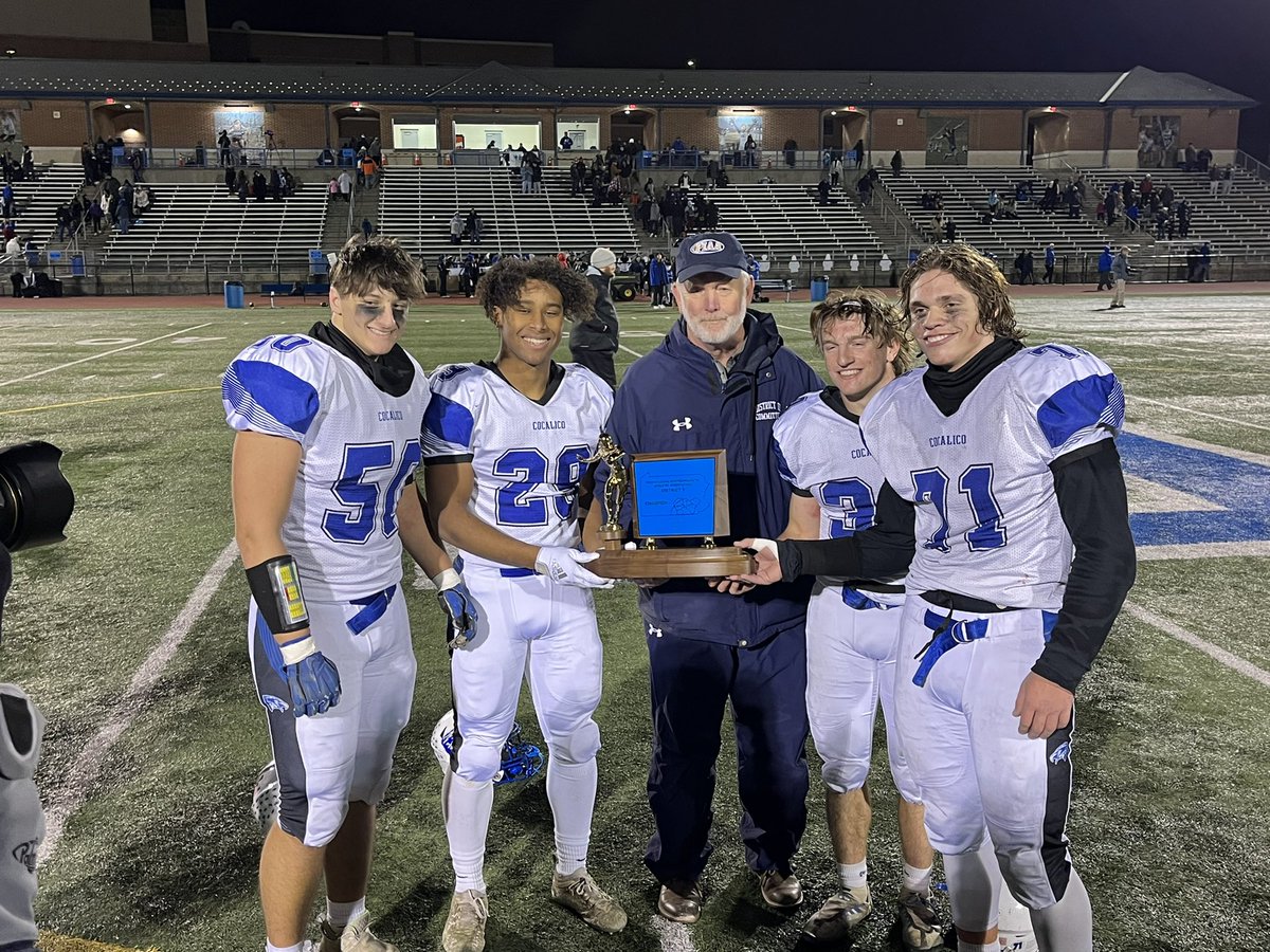 CocalicoSports's tweet photo. Congratulations to the 2022 PIAA DISTRICT 3-5A Football Champions-#12 Seed Cocalico Eagles @LancasterSports @CocalicoFball @piaadistrict3 https://t.co/uTCBMFzvH6