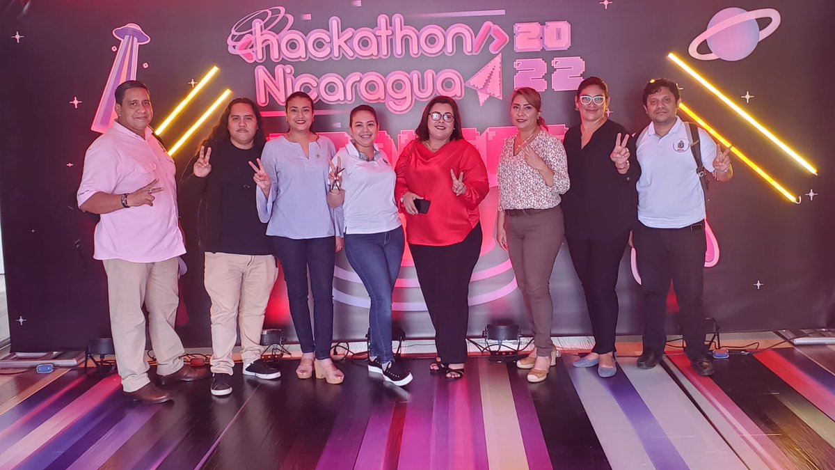 FranciscaC2021's tweet photo. Rumbo al #Hackathon2022 Nicaragua. El festival Tecnológico 🦾🍱🛢️ con una competencia maratónica de 48 horas, va estar buenísimo. #UVEDenisSilva  #LeonRevolucion https://t.co/M7Cy8nCk6r