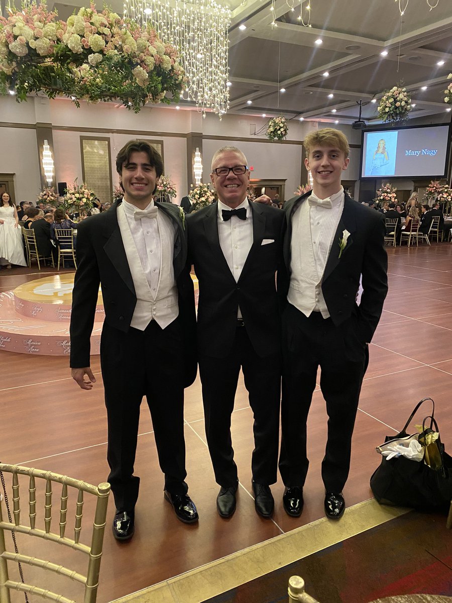 Mason Elite 2023 (@masonelite2023) on Twitter photo Not only can they hoop but <a href="/TommyKristian18/">Tommy Kristian</a> and <a href="/mikepfeuffer4/">Michael Pfeuffer</a> give back to the community. #MedallionBall2022 Not only can they hoop but <a href="/TommyKristian18/">Tommy Kristian</a> and <a href="/mikepfeuffer4/">Michael Pfeuffer</a> give back to the community. #MedallionBall2022