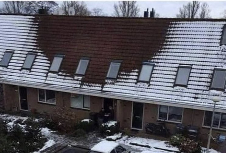 Web3Sammy's tweet photo. 2010s: Someone must be growing 🍃
2020s: Someone must be mining crypto https://t.co/r5GFIpZOrG