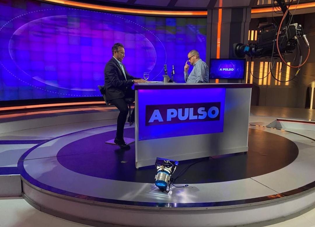 Gob_Guarico's tweet photo. #EnVivo || Gob @josemvasquez "Nosotros hemos entregado 15 unidades de patrullaje y nos hemos ubicado como la 4ta policía en efectividad"

#APulsoConJoséVásquez https://t.co/CX832Xxgmx