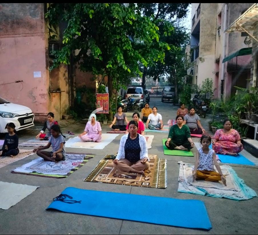 Dillikiyogshala's tweet photo. "दिल्ली की योगशाला"- Rohini sec 20 दिल्ली।
#DilliKiYogshala
#दिल्लीकीयोगशाला 
#Yoga https://t.co/xlG4zKyiRX