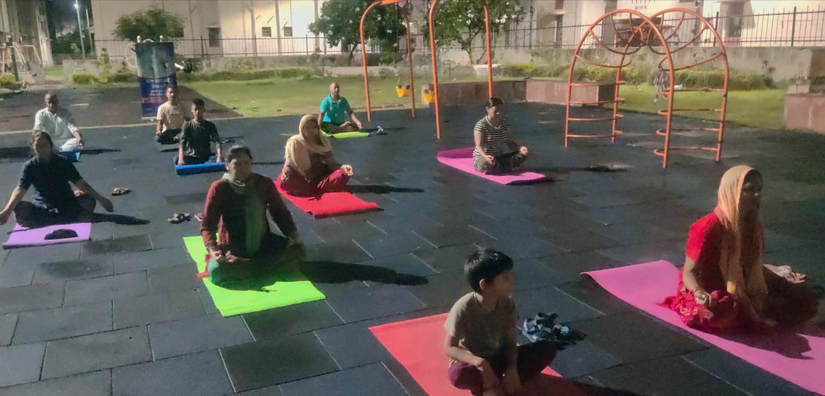 Dillikiyogshala's tweet photo. "दिल्ली की योगशाला"- Rohini sec 34 दिल्ली।
#DilliKiYogshala
#दिल्लीकीयोगशाला 
#Yoga https://t.co/cfzYjKjjLC