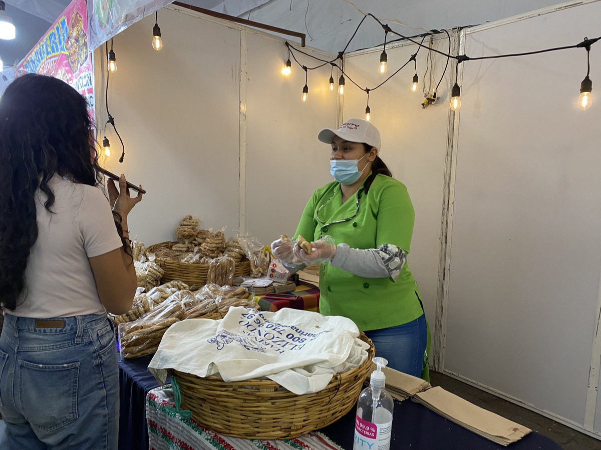 ZonaDigital_'s tweet photo. RT @MarquezAJorge Con gran éxito inauguramos la Feria del #Pan y del #Queso, un espacio que permite a los productores locales dar a conocer todos los productos que ofertan en sus negocios. https://t.co/yZZaFrPmsd