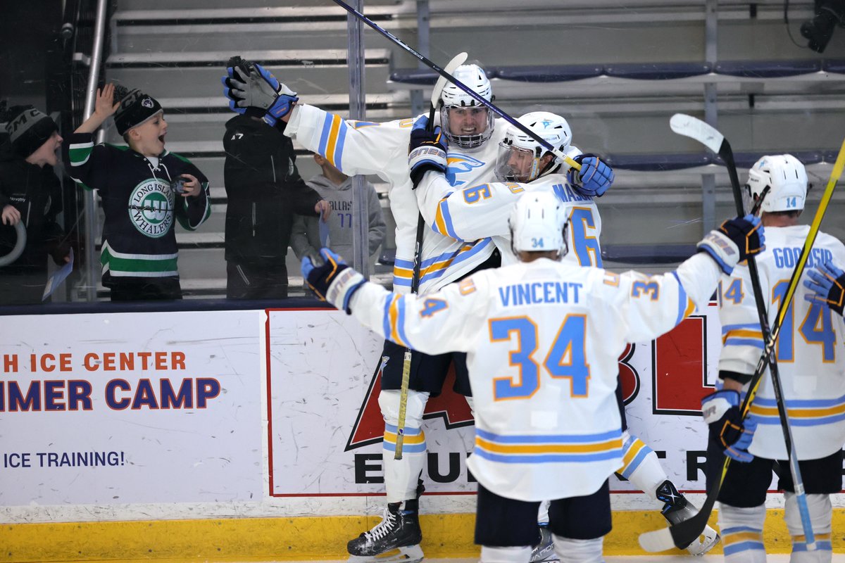 LIUMHockey's tweet image. 🚨🚨🚨

Men's Hockey Downs No. 12 Ohio State to Earn Program's First-Ever Win vs. Ranked Foe!

📰:  liuathletics.com/news/2022/11/2… 

@NCAAIceHockey