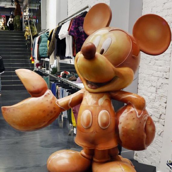 SeriousParkNews's tweet photo. BREAKING: Bob Iger’s first action as CEO has been to rebrand Mickey Mouse as Mickey Lobster https://t.co/1c8MquvRQ7