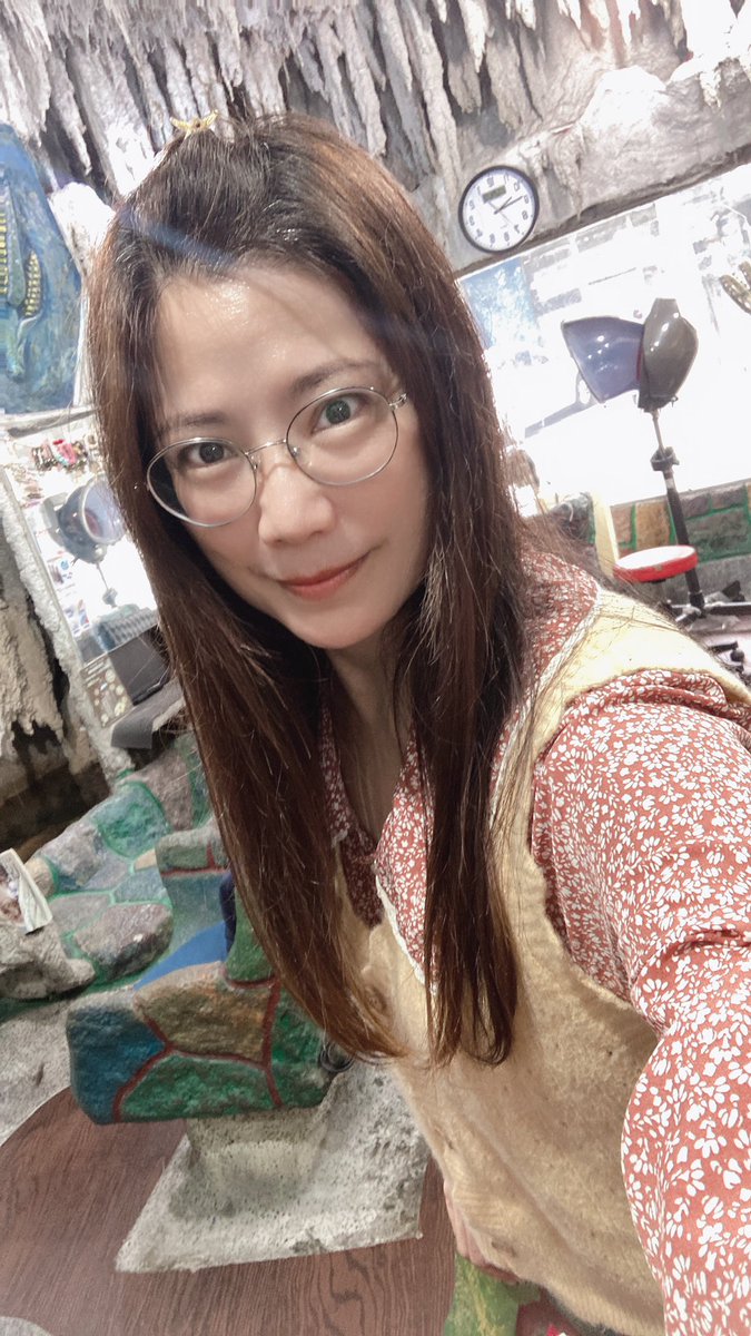 a0912522330's tweet photo. 星期��
又是忙碌的一天
快要廢掉的手～加油 https://t.co/9XLQMX88ZC