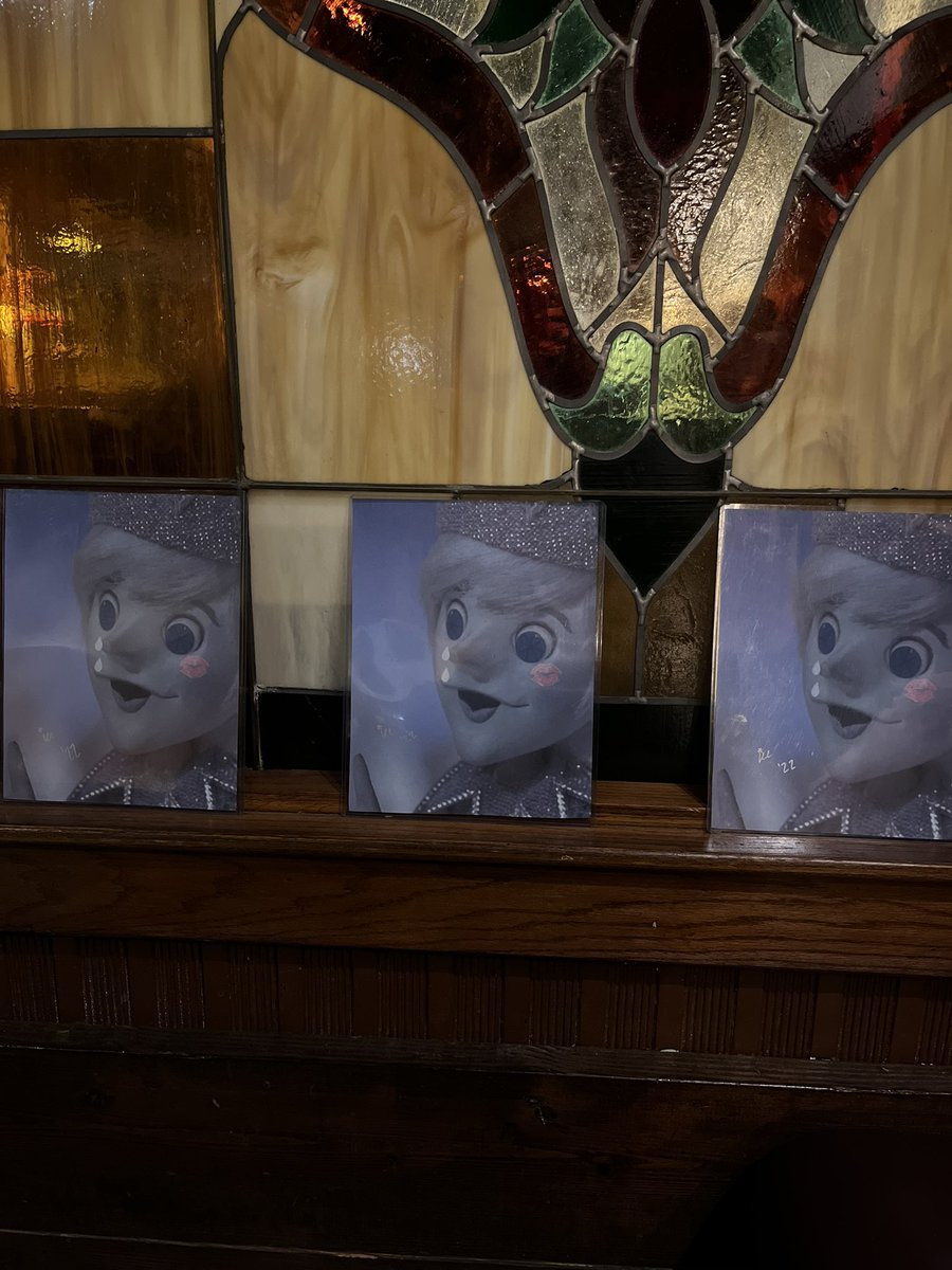 ogxice's tweet photo. Signed prints will be available to anyone who likes and rts , and also a private link to download the album early - thank you all for your endless support 

-*𝓲𝓬𝓮 https://t.co/xd7Uxsn6im