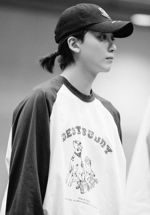 random jeonghan (@randomyoon) on Twitter photo 