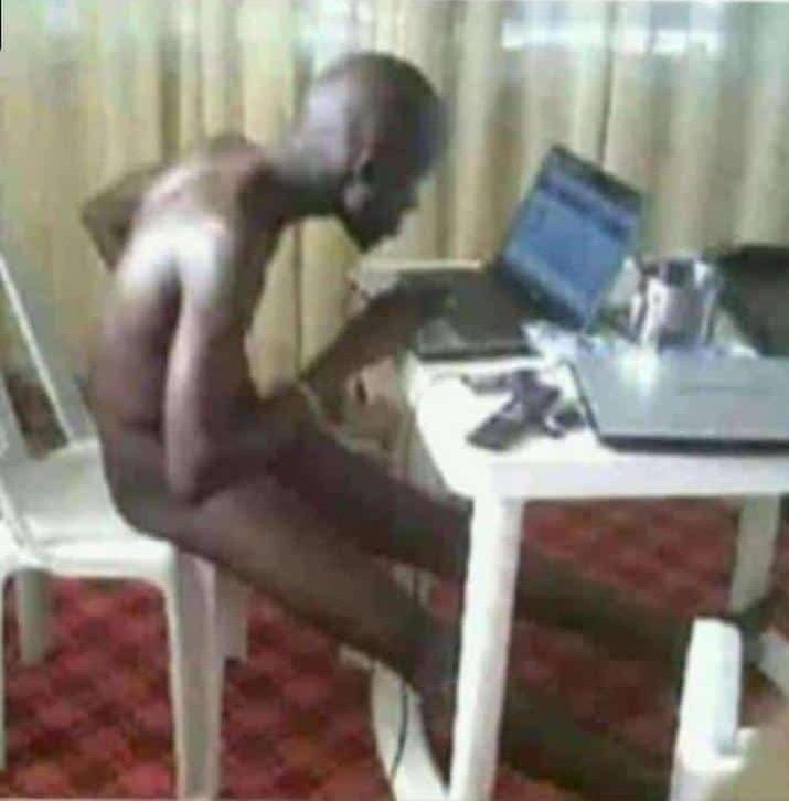 AtworiYa's tweet photo. "Acha niambie tweeps good morning loyals alafu nirudi twendelee bae " https://t.co/1osQoMWd1w