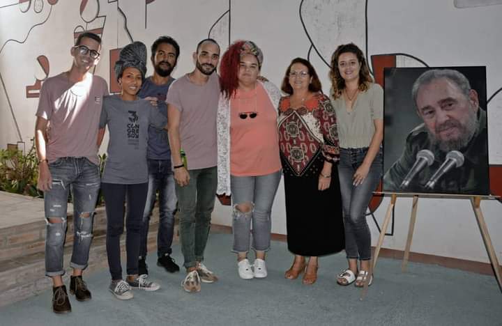 "El decoro del Mundo" cabe en dos libros maravillosos como "Juventudes" y "Fidel y la AHS",que hoy fueron donados por la <a href="/AhsCiegoDeAvila/">AHS Ciego de Avila</a> a la Cátedra Honorífica sobre el Pensamiento y la Obra de Fidel Castro Ruz de la <a href="/UNICACu/">Universidad de Ciego de Ávila</a> 
#LaPatriaPrimero
#LatirAvileño
#CiegoDeÁvila
#Cuba
