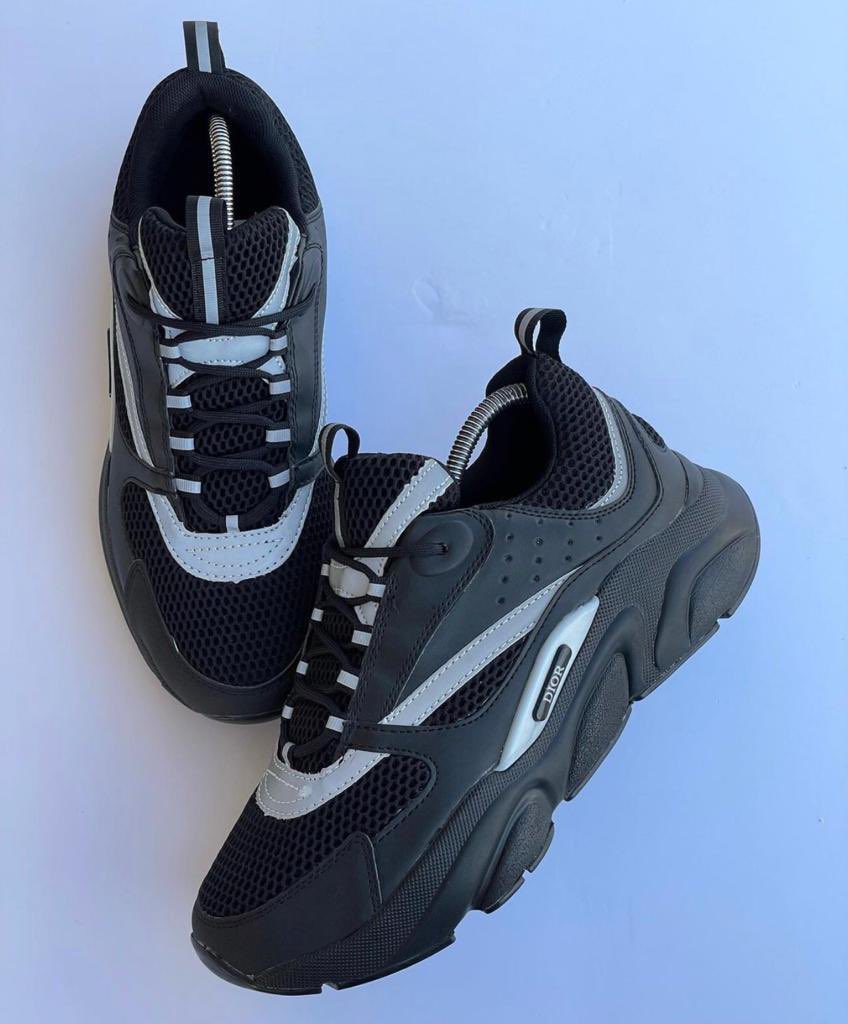 Maarifa_yaJamii's tweet photo. Dior🥀
Tsh. 120,000/=
Size. 40-45
Call. 0692958334
#InEverySituation🥀 https://t.co/EjnL5JrZQN
