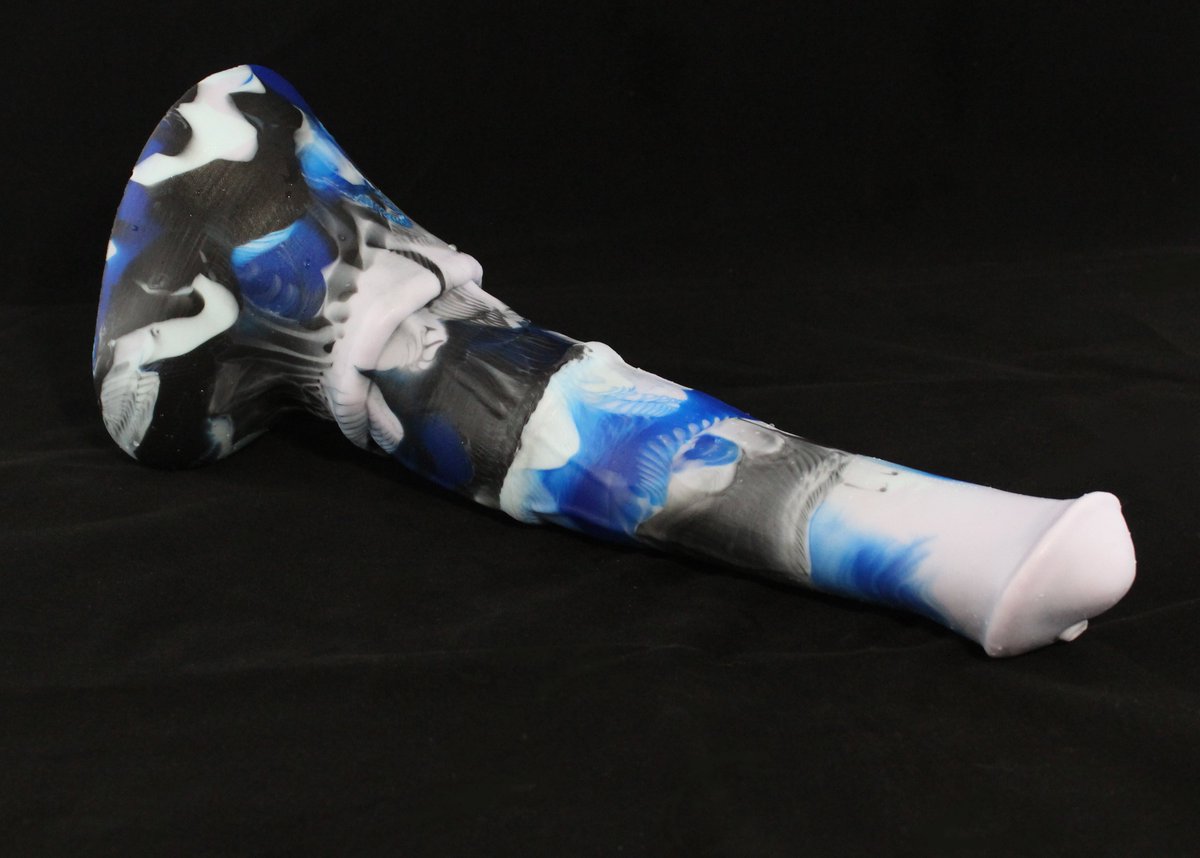 FoxyRabbitToys's tweet photo. The Black Friday sale is ending in less than 4 hours! Midnight PST

It'll be your last chance to get 25% off everything. Take the opportunity to get custom orders of toys like these

#furryAD #furryNSFW #NSFW #fantasydildo #furry  #furryfandom #sextoy #dildo #yiff #sextoys https://t.co/uzatElBuX6