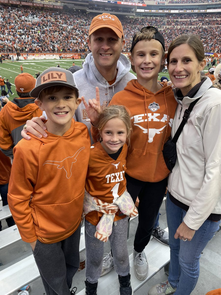 Steve Stigall (@stigalls) on Twitter photo #HookEm #HookEm